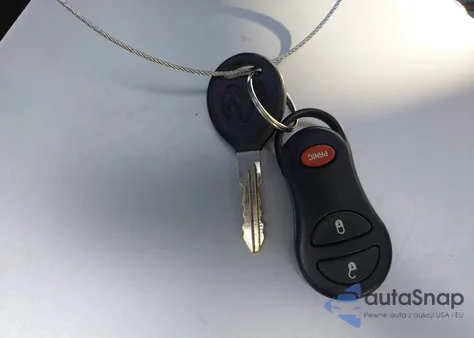 2005 Dodge Ram 1500 Slt/Laramie z USA, uszkodzony, nr VIN 1D7HU18DX5S243353